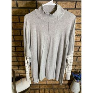 Jones New York Sweater‎